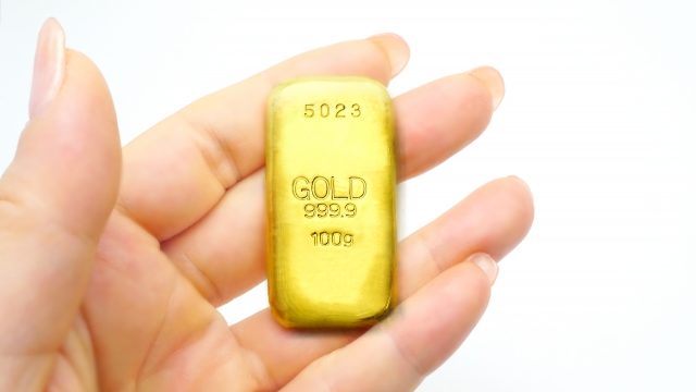 金地金（ゴールドバー）100gの大きさ